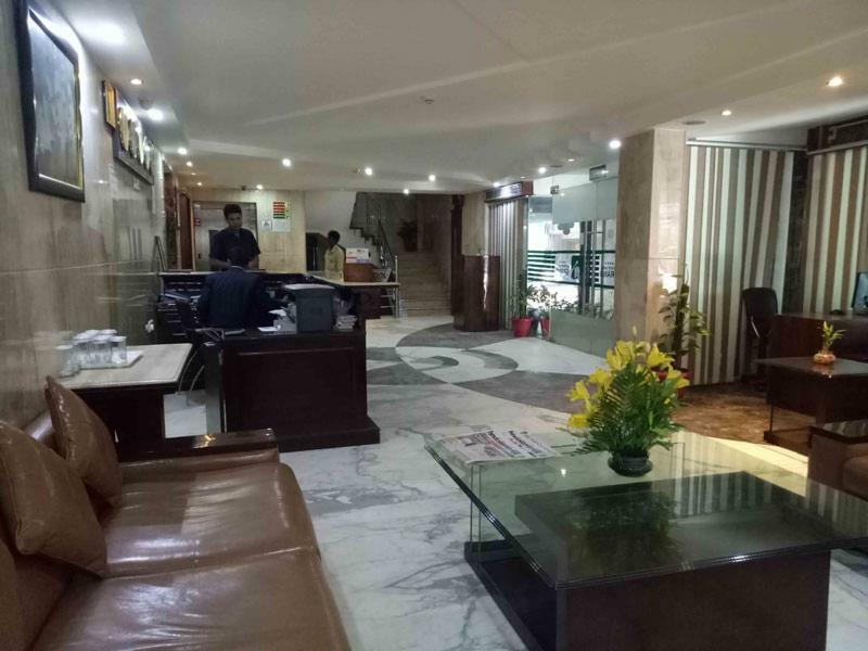 Hotel Wti Airport Grand Delhi New Delhi Exteriör bild